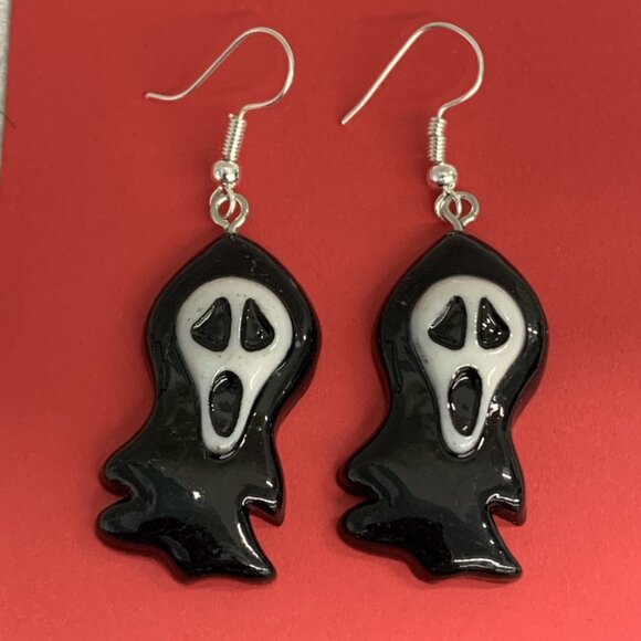 Scare Earring, Horror Movie Earring, Halloween Earring, Death Earring, Skeleton - Picture 1 of 7